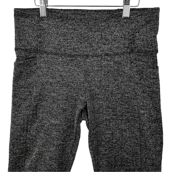 ATHLETA Mercer Split Hem Cropped Leggings in herringbone - Picture 5 of 11